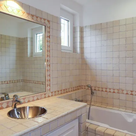 Otel Les Cycas - Gri170 By Interhome 5*